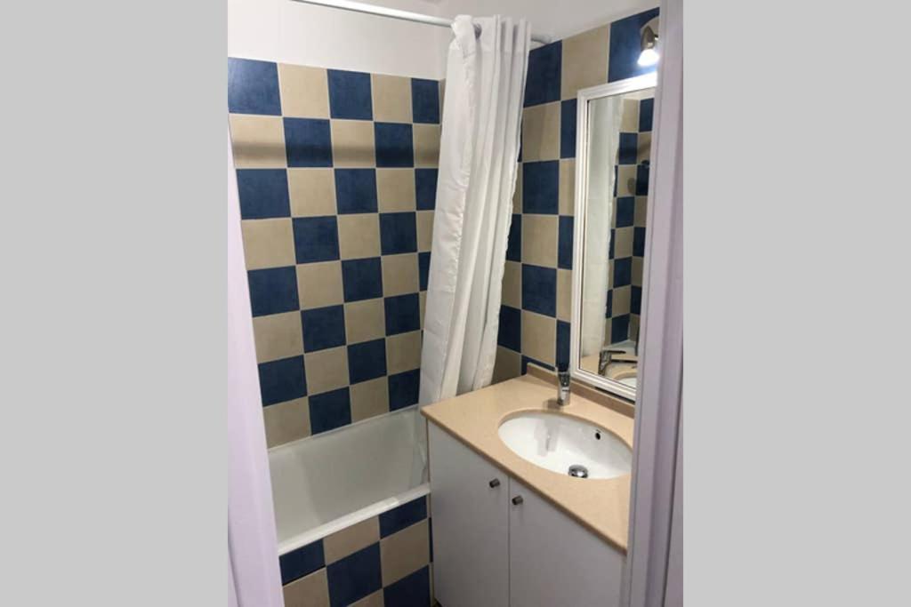 Studio Port De Hyeres Proche Des Plages エクステリア 写真
